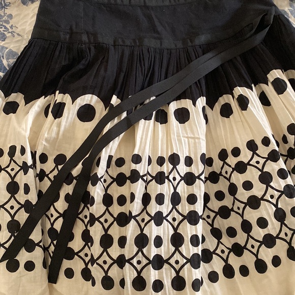 Small Toi et Moi skirt . - Picture 5 of 5
